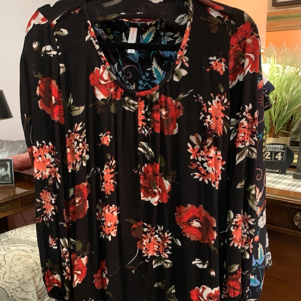 Floral Shift! - Picture 2 of 2